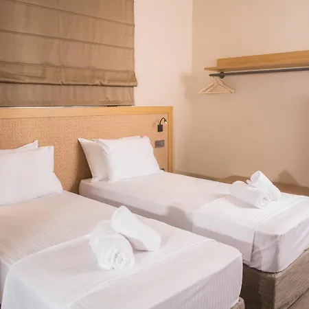 Elaia Grove Каламата