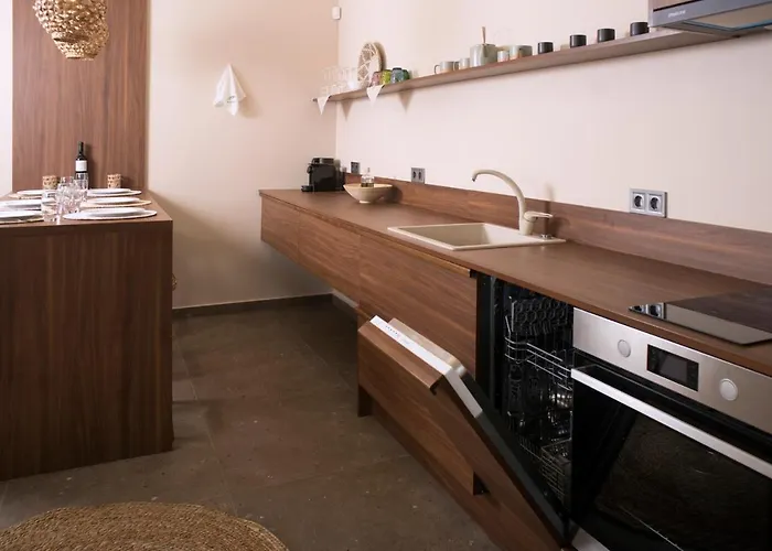 Βίλα Elaia Grove